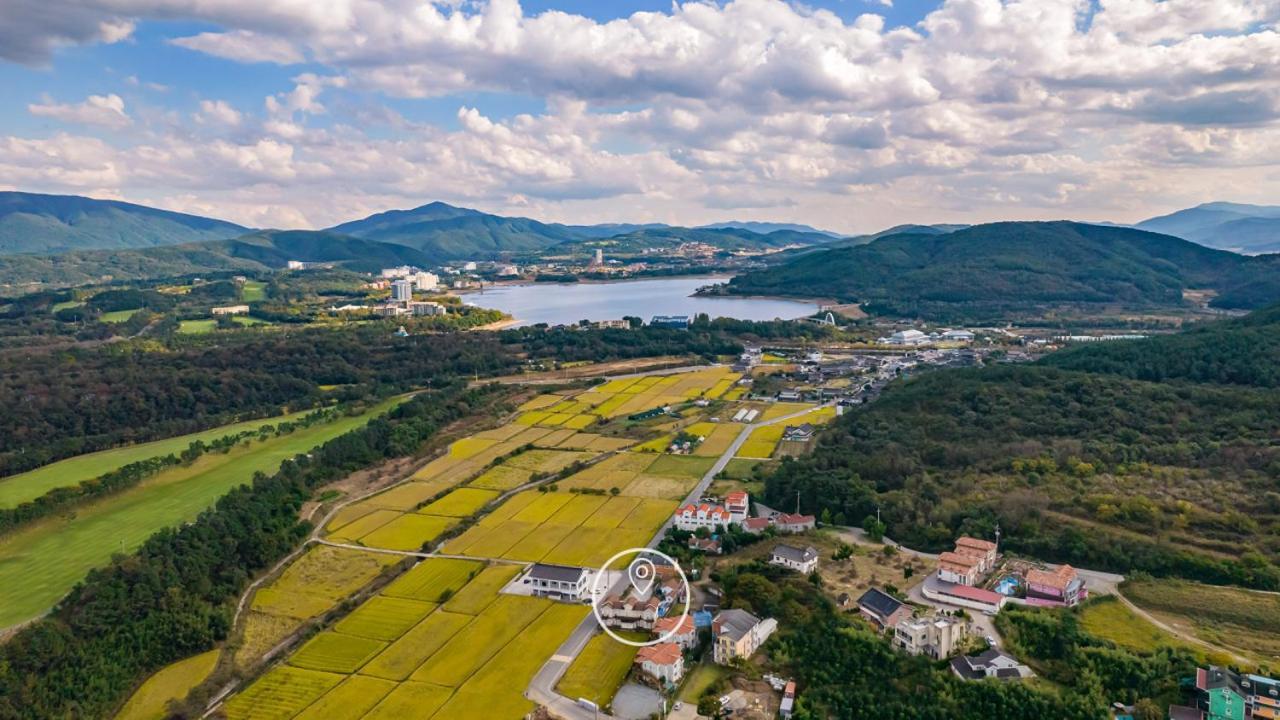 Tinkerbell Pension Gyeongju Exterior foto